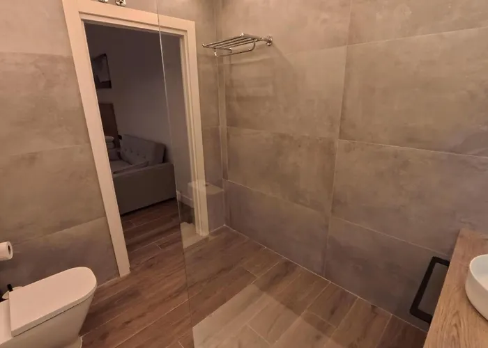 Urdaibai Stages Guernica y Luno