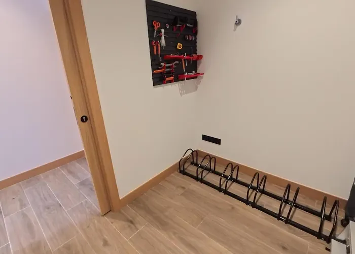 Urdaibai Stages Guernica y Luno